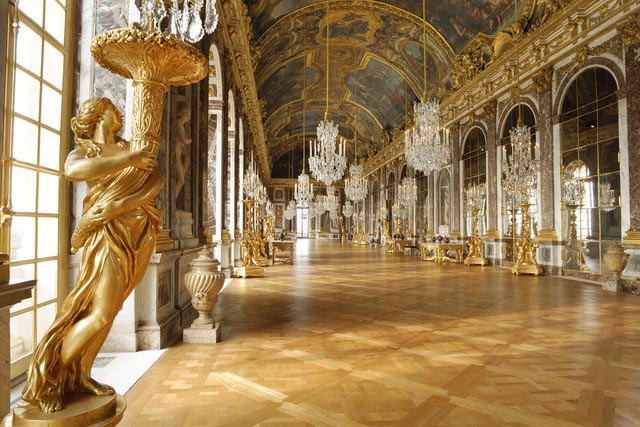 Parquetry flooring in the versailles Palace, by Marc-maison